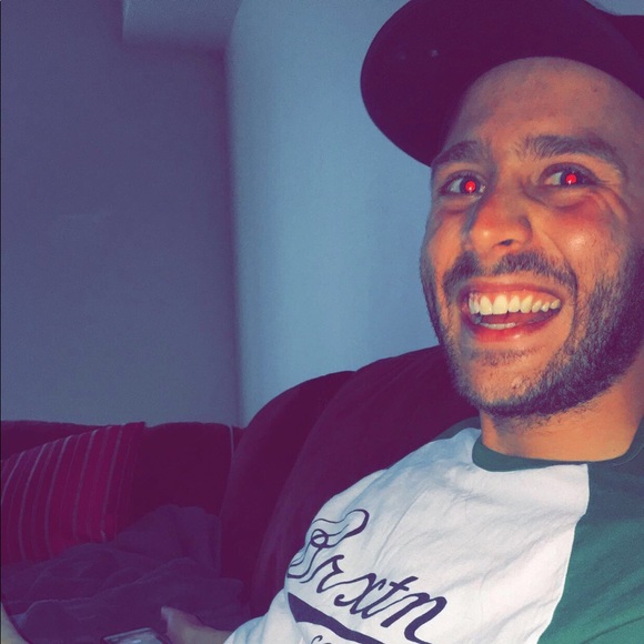 Meet your Posher, Justin - Picture 1 of 1